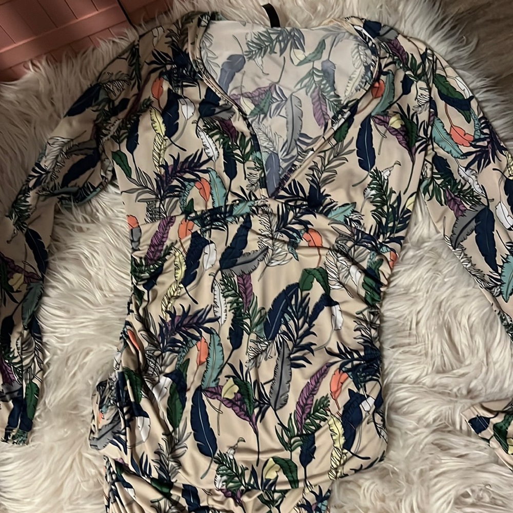 Deep V Neck Midi Dress Size L